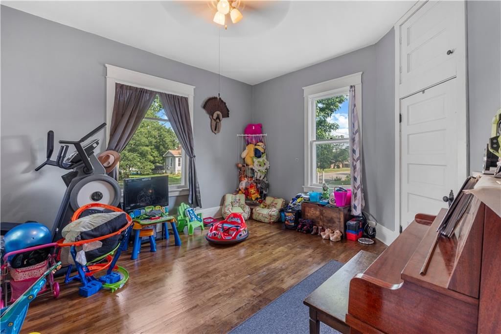 518 S Ash Street — photo 37