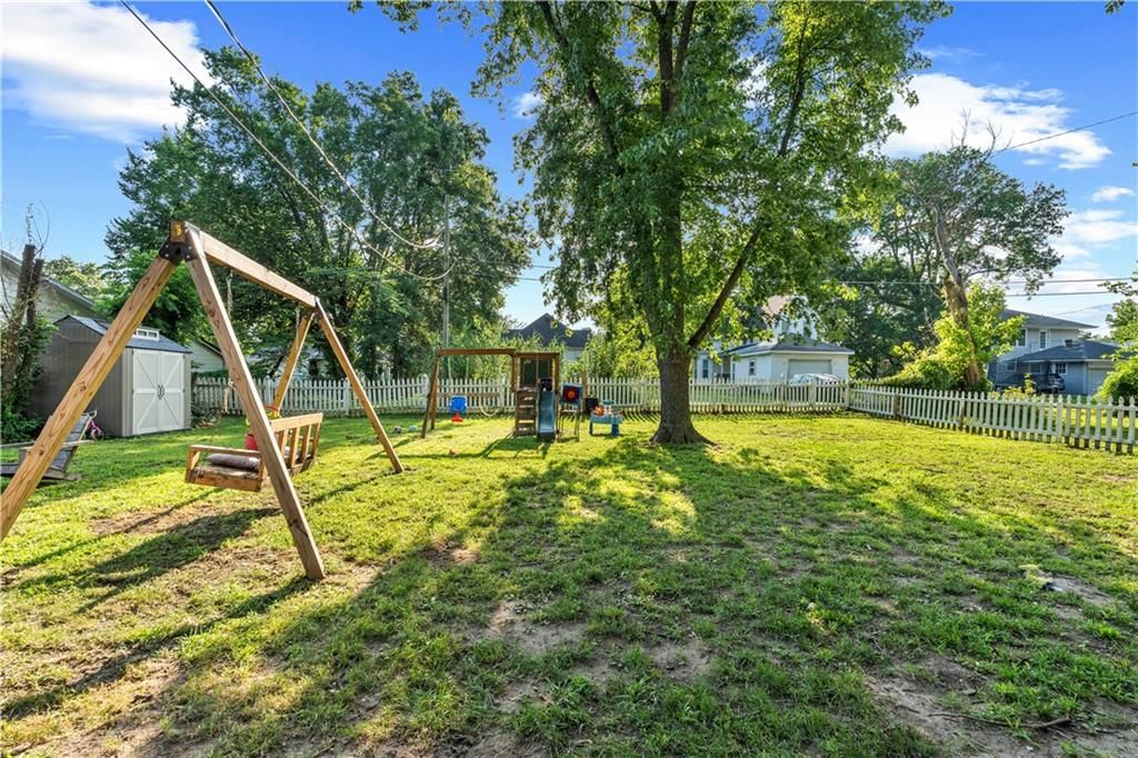 518 S Ash Street — photo 42