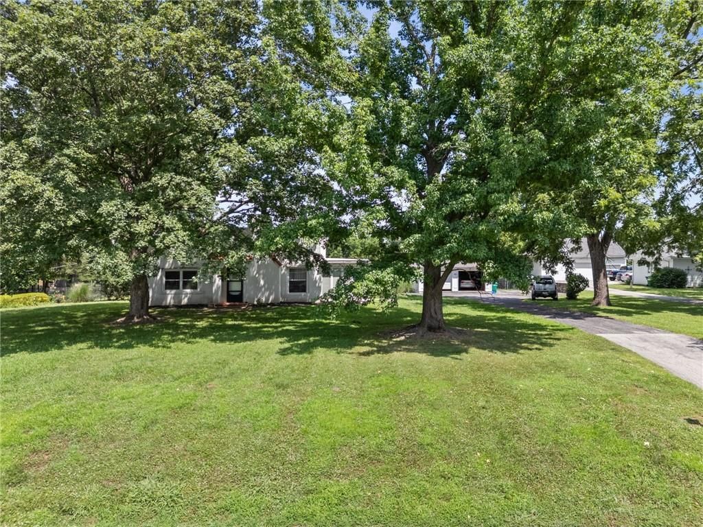 1101 S 55th Street — photo 33