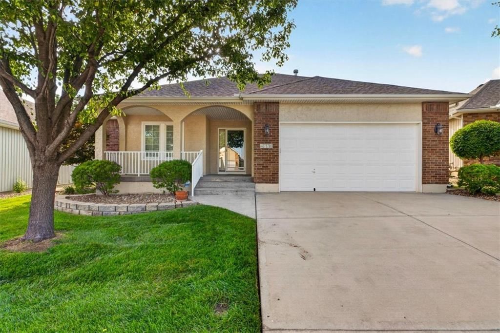 4776 SW Leafwing Drive — photo 1