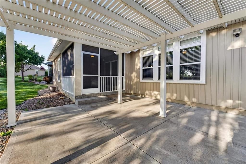 4776 SW Leafwing Drive — photo 34
