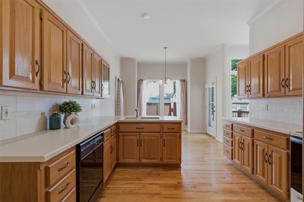 14140 W 146th Terrace — photo 10