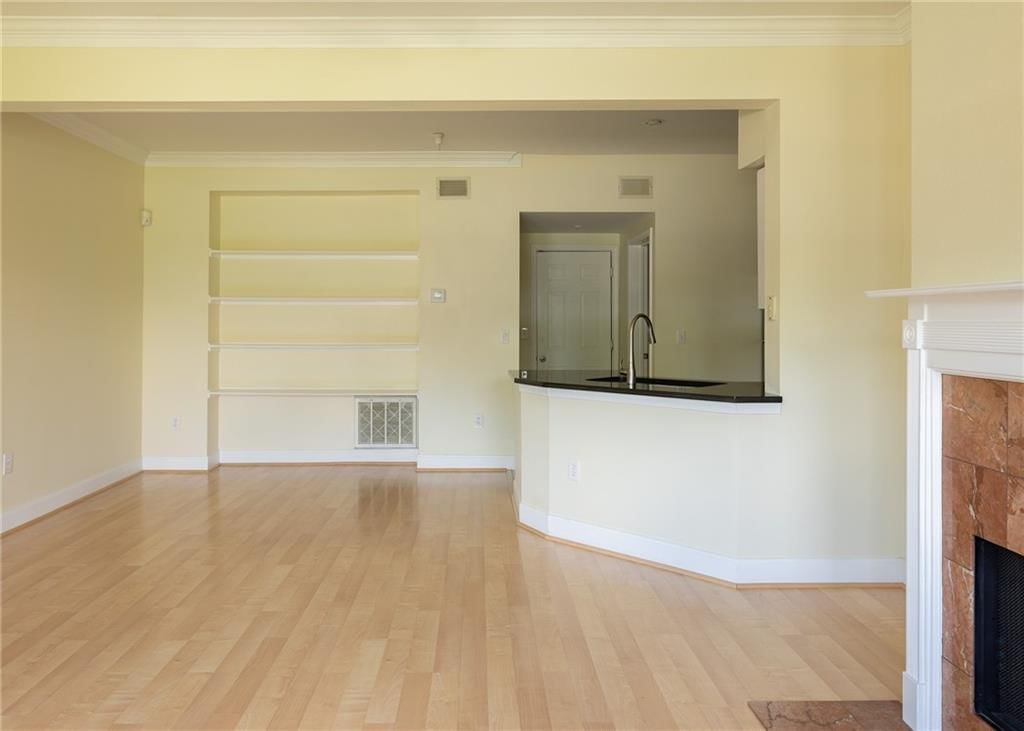 11603 Tomahawk Creek Parkway — photo 4