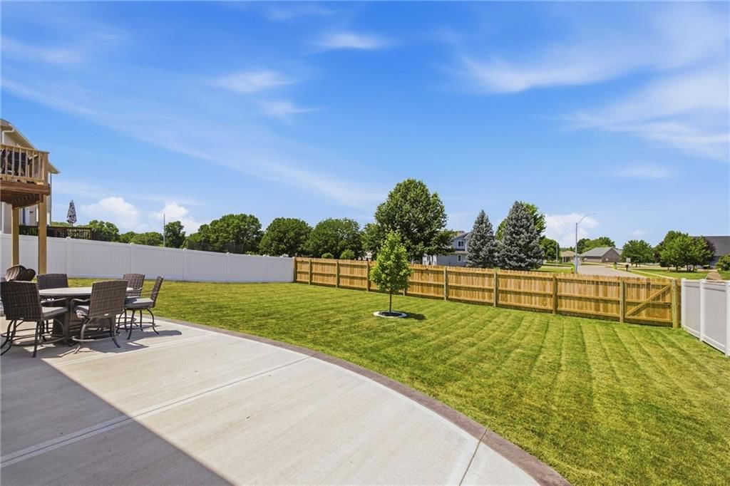 1310 SW Burns Circle — photo 33