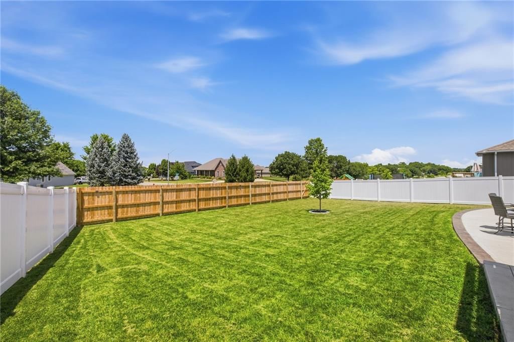1310 SW Burns Circle — photo 34