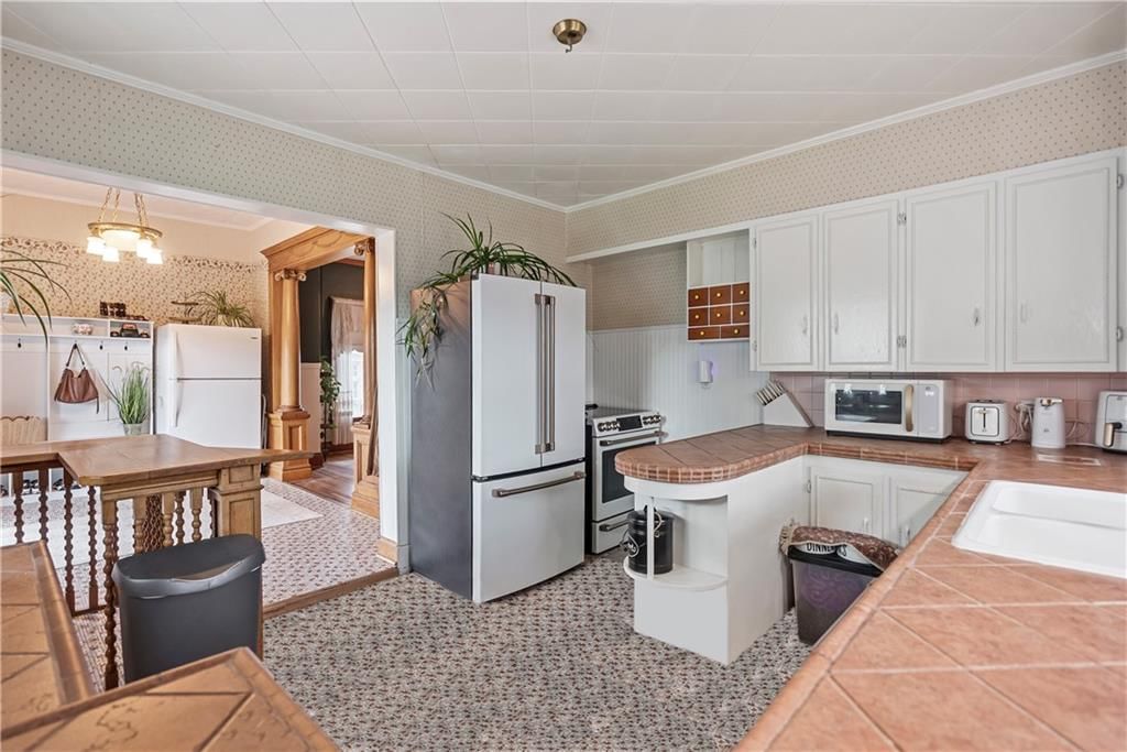 512 Willow Street — photo 43