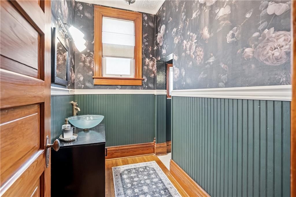 512 Willow Street — photo 45