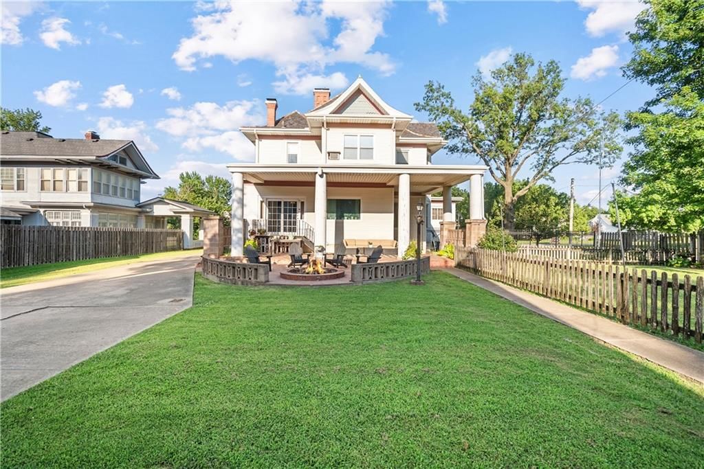 512 Willow Street — photo 81