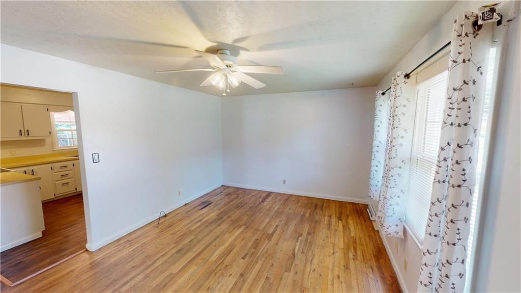 1305 W Allison Street — photo 4