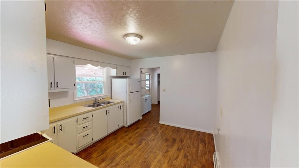 1305 W Allison Street — photo 5