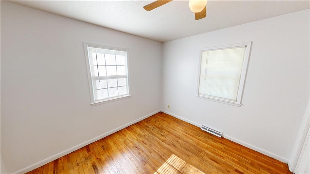 1305 W Allison Street — photo 9