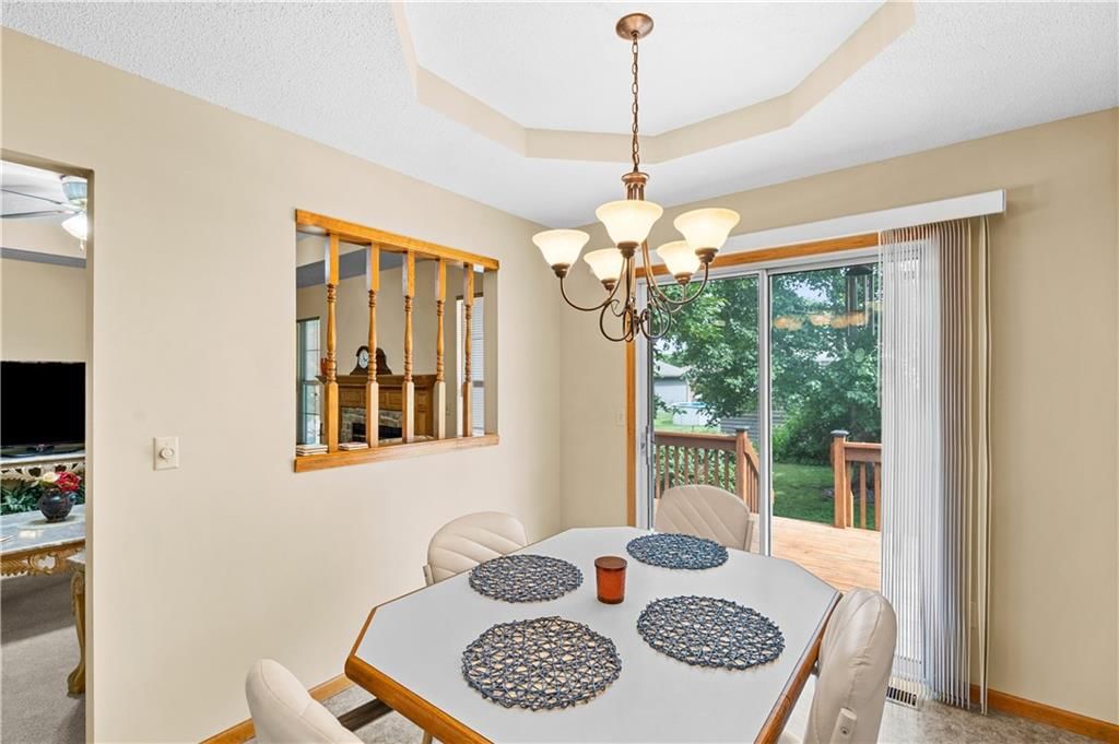 1704 W Christi Lane — photo 10