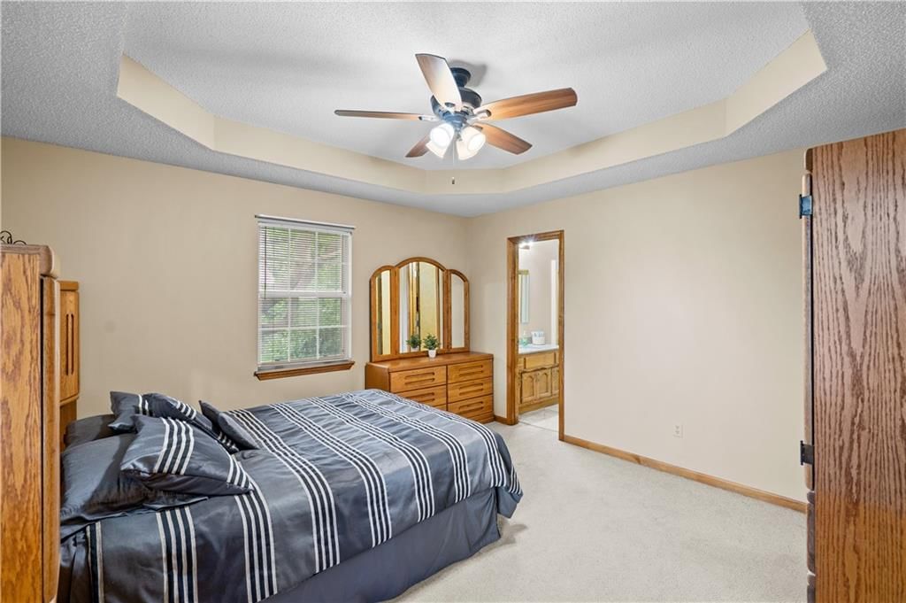 1704 W Christi Lane — photo 23