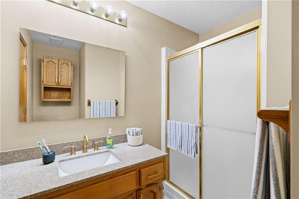 1704 W Christi Lane — photo 26
