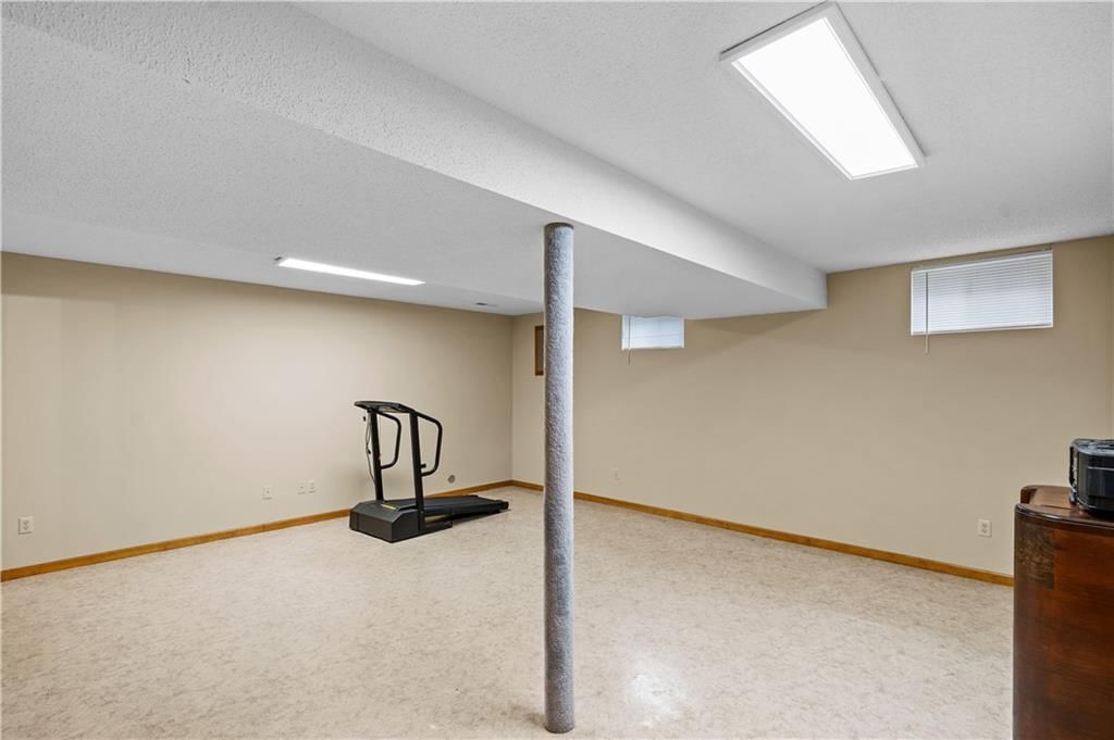 1704 W Christi Lane — photo 28