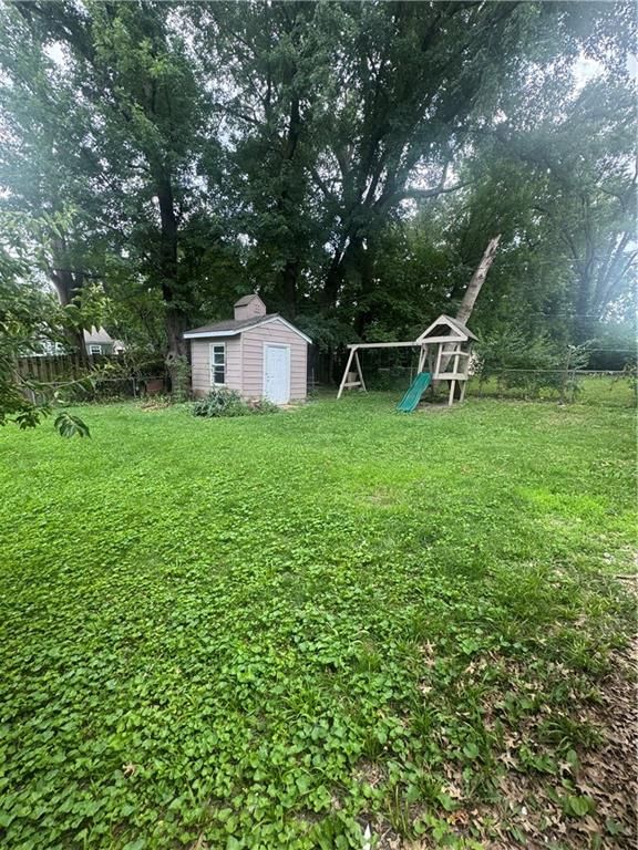 7601 Newton Street — photo 11