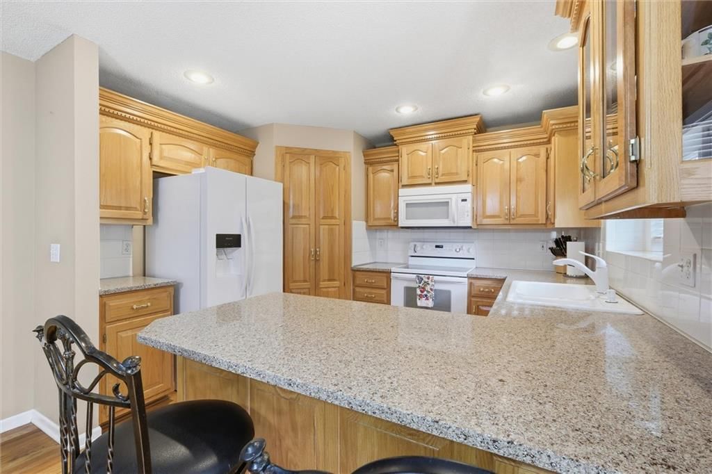 15728 S Madison Drive — photo 15