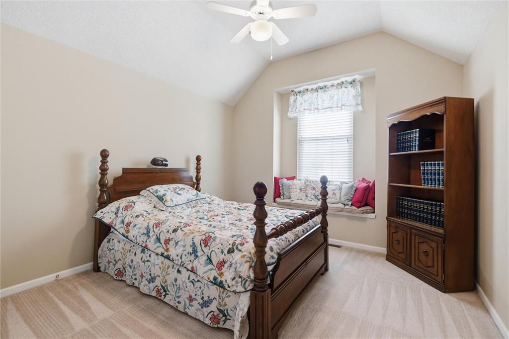 15728 S Madison Drive — photo 28
