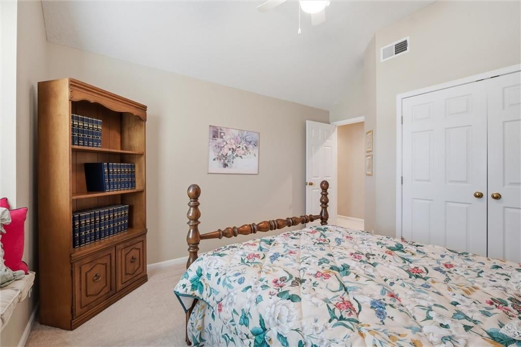 15728 S Madison Drive — photo 29