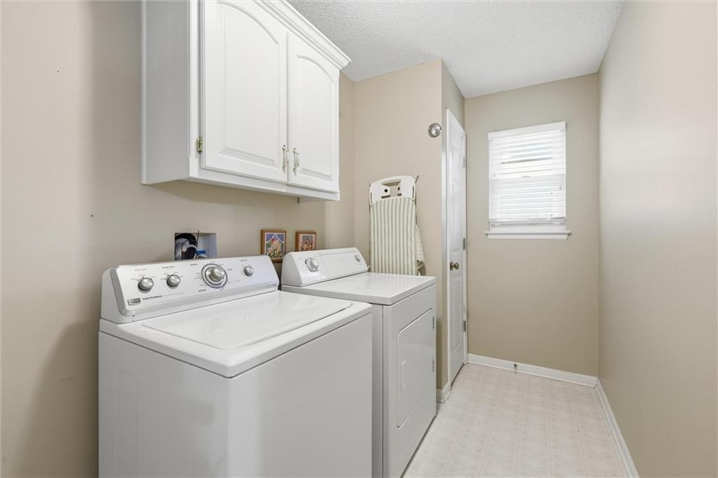 15728 S Madison Drive — photo 35