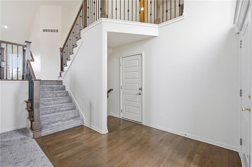 913 Coyote Drive — photo 3