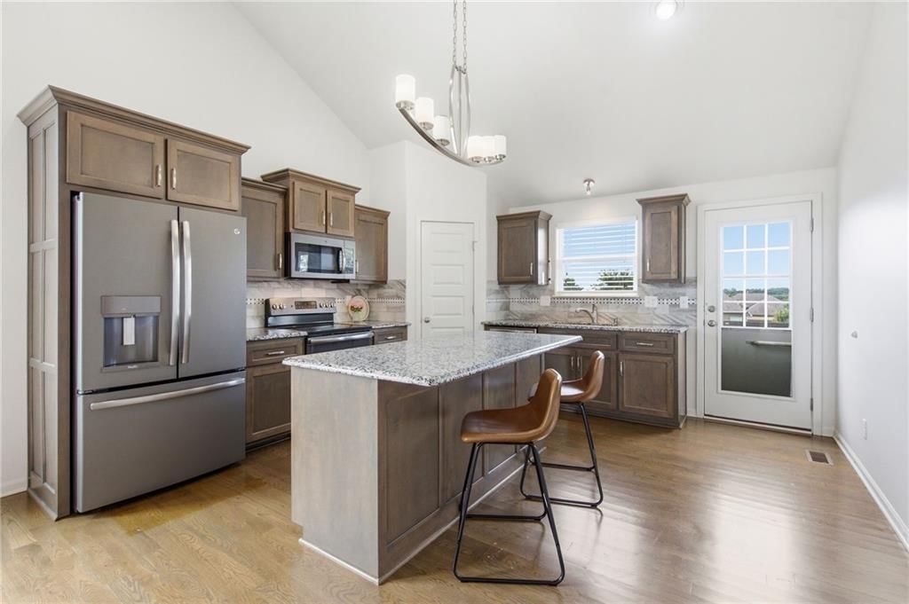 913 Coyote Drive — photo 10