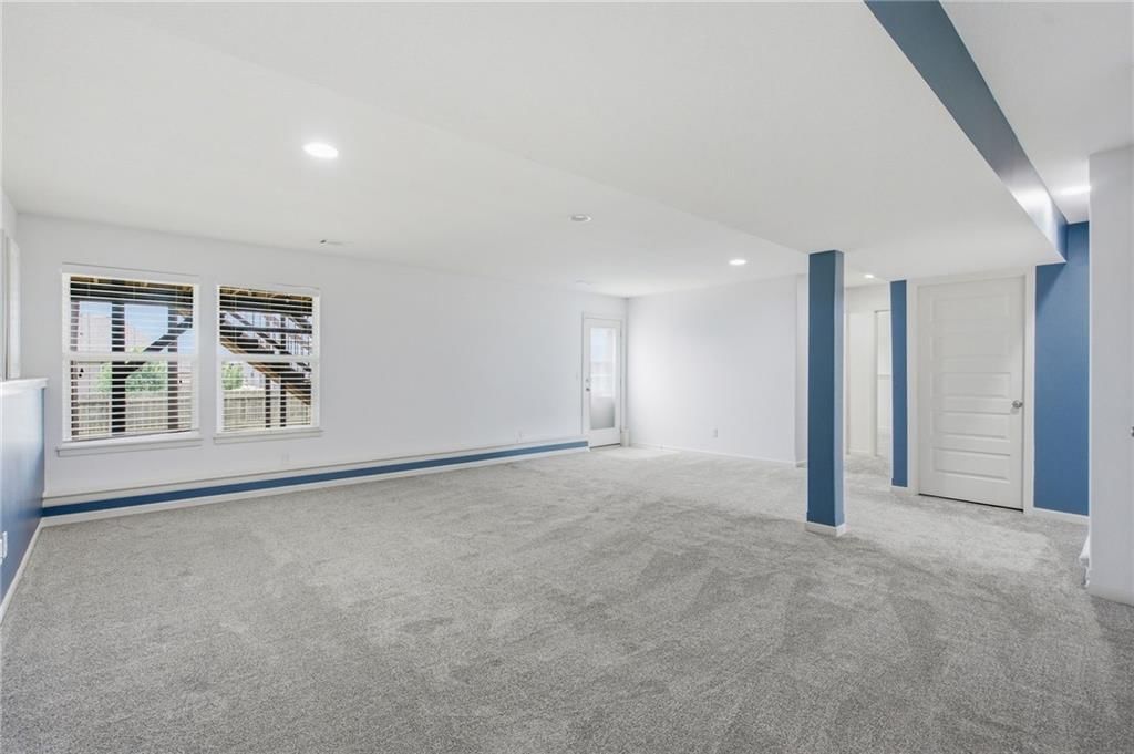 913 Coyote Drive — photo 29