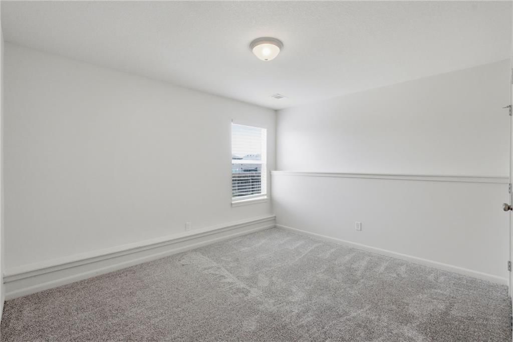 913 Coyote Drive — photo 32