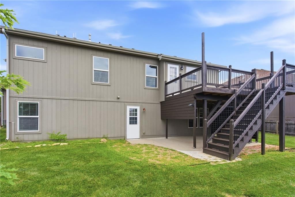 913 Coyote Drive — photo 36