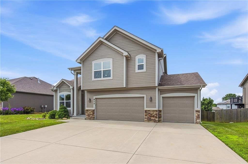 913 Coyote Drive — photo 39