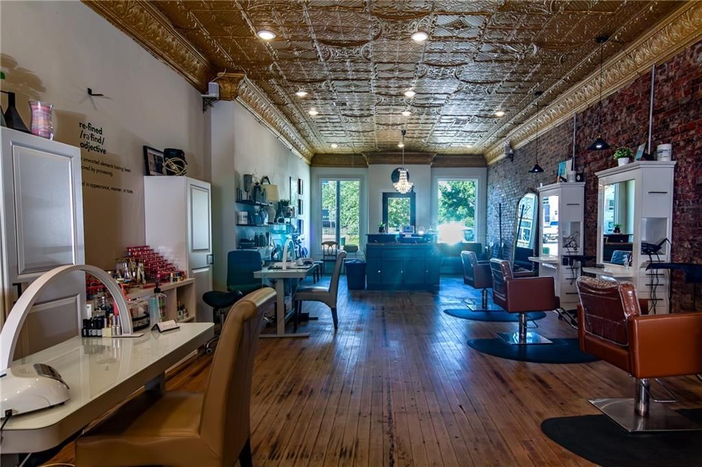 123 W Maple Street — photo 9