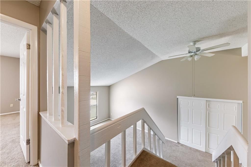 8456/8458 Lane Drive — photo 7