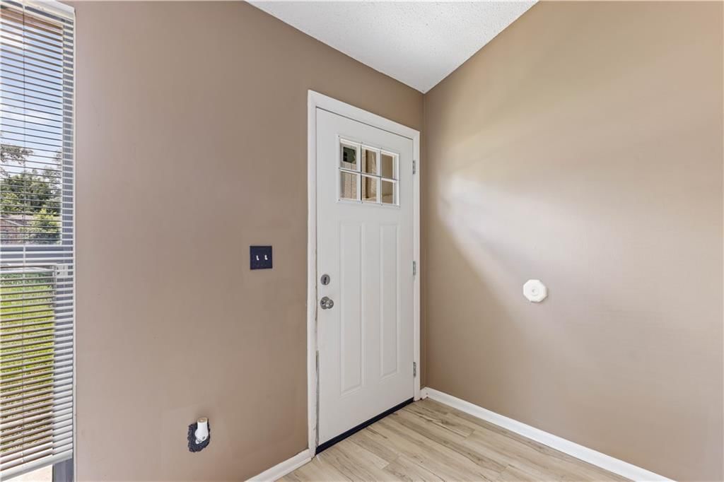 8456/8458 Lane Drive — photo 17
