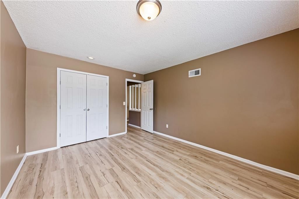 8456/8458 Lane Drive — photo 24