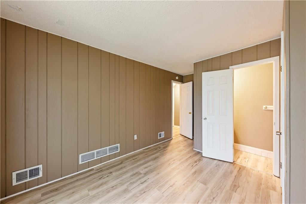 8456/8458 Lane Drive — photo 28