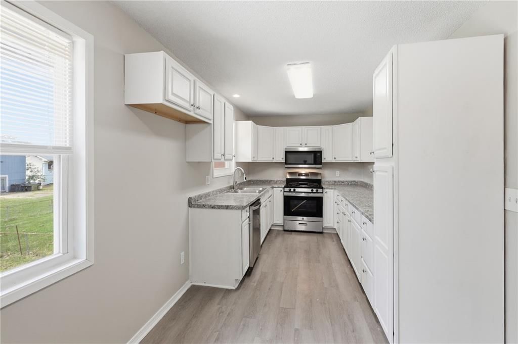 6405 E 140th Terrace — photo 14