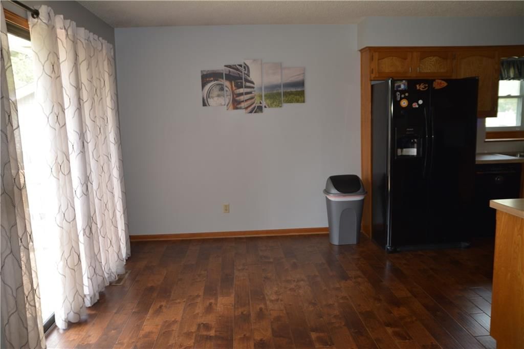 2319 NW Leann Drive — photo 4