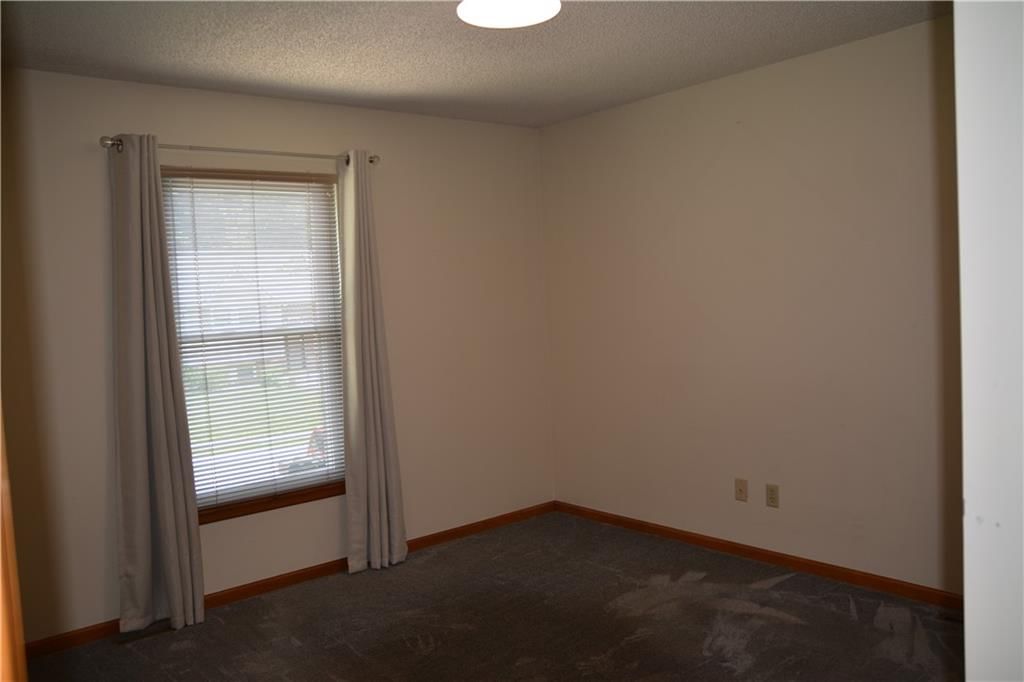 2319 NW Leann Drive — photo 11