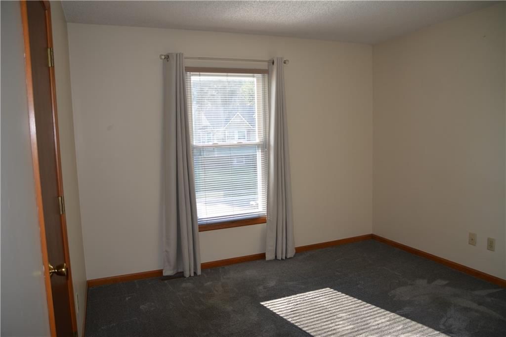 2319 NW Leann Drive — photo 12