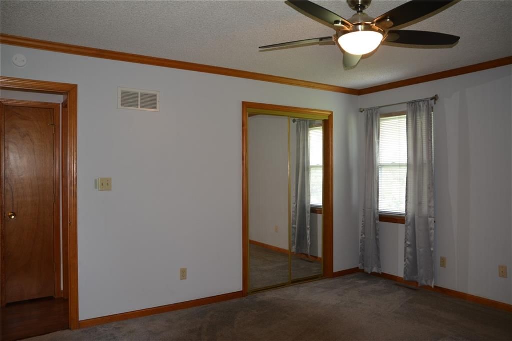 2319 NW Leann Drive — photo 14