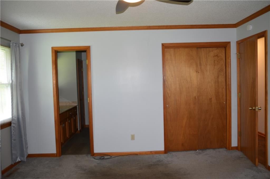 2319 NW Leann Drive — photo 15