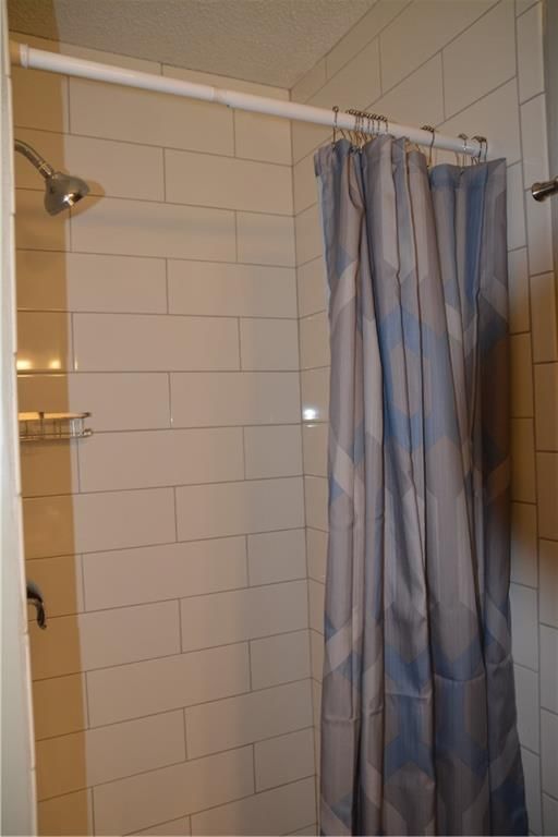 2319 NW Leann Drive — photo 17