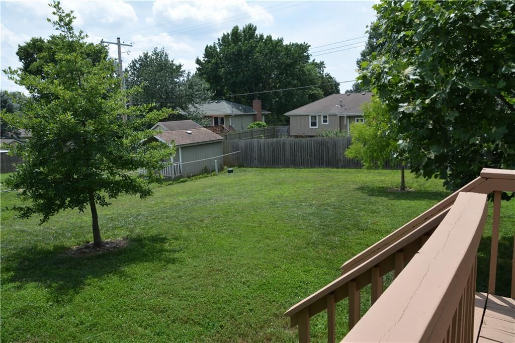 2319 NW Leann Drive — photo 29