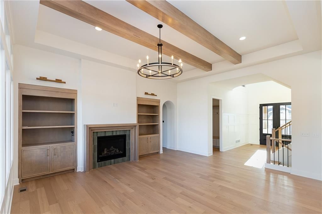 18501 Windsor Street — photo 18