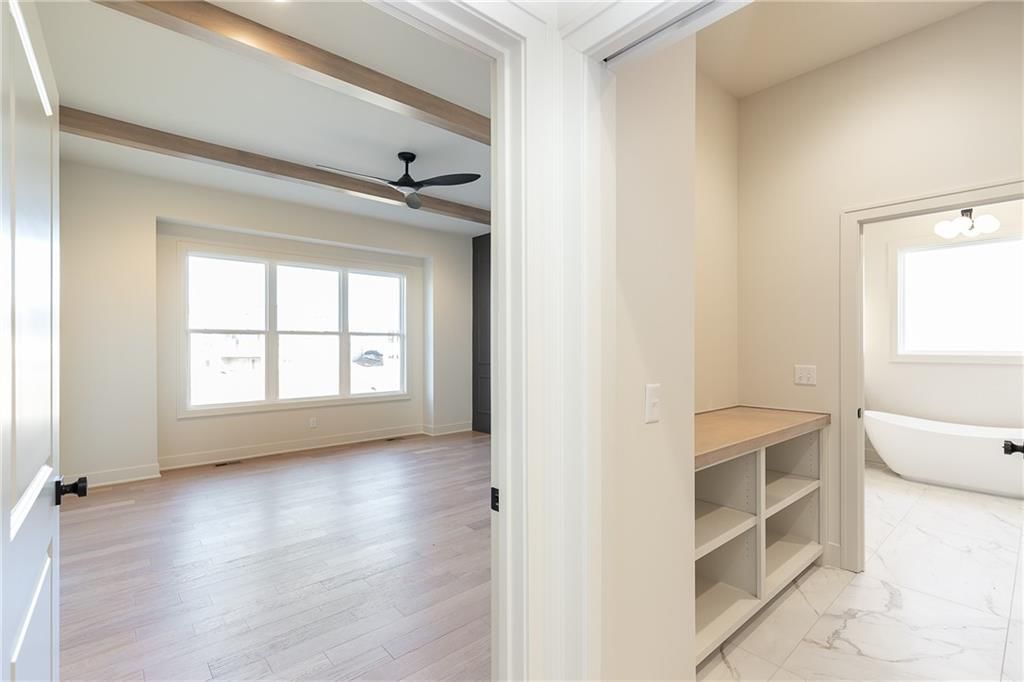 18501 Windsor Street — photo 31