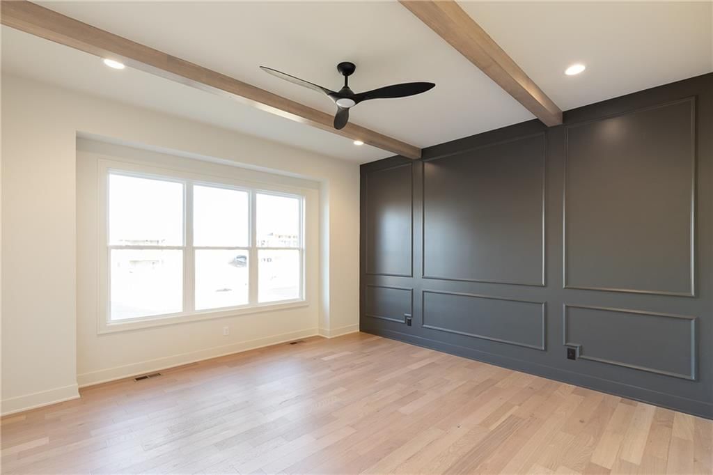 18501 Windsor Street — photo 33