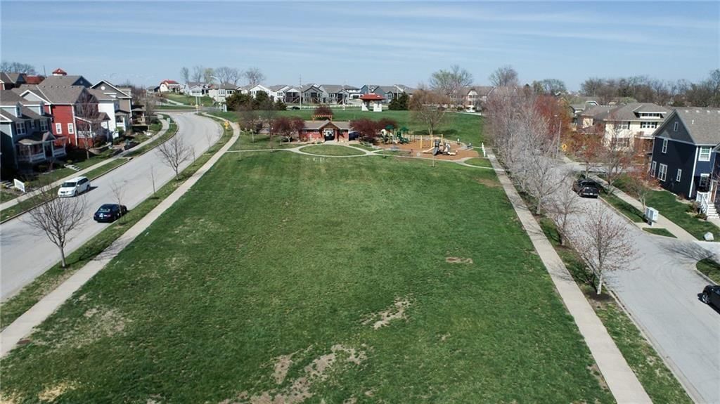 1201 SW Corinthian Lane — photo 23