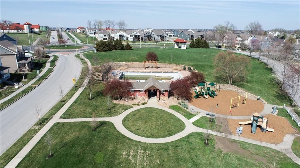 1201 SW Corinthian Lane — photo 26
