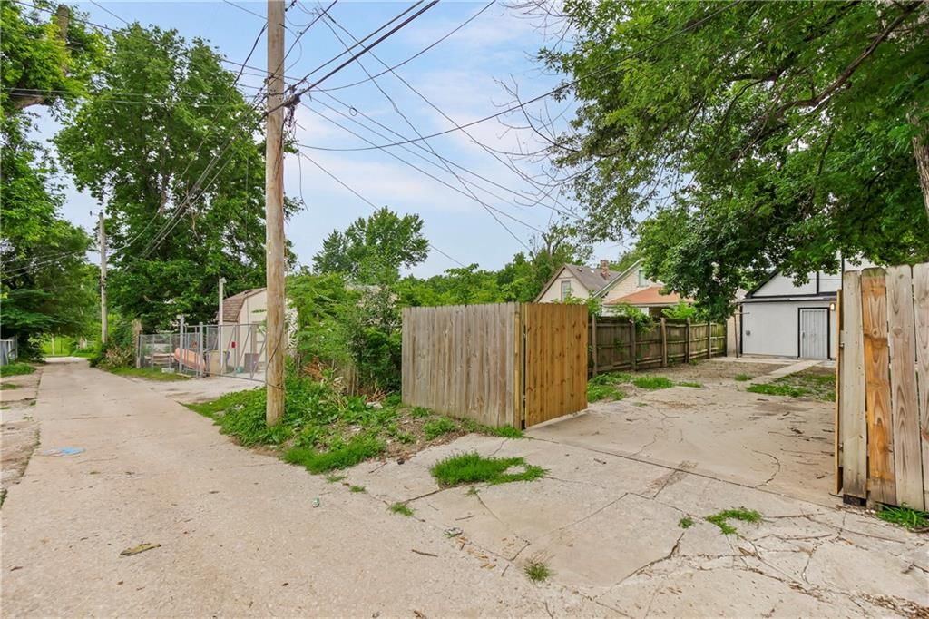 617 Myrtle Avenue — photo 31