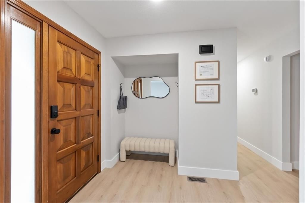 Photo 9 of 23 - 6401 N Park Avenue, Kansas City, MO 64118